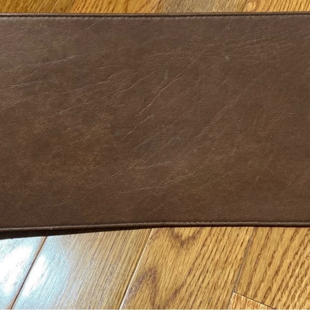 Louis Vuitton Neverfull bottom board
